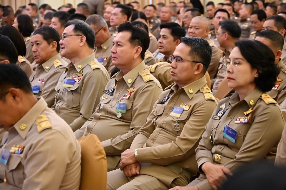 ผู้ว่าราชการจังหวัดกำแพงเพชร เข้าร่วมการประชุมเชิงปฏิบัติการ (Workshop) การขับเคลื่อนการดำเนินงานด้านความมั่นคงตามนโยบายรัฐบาล