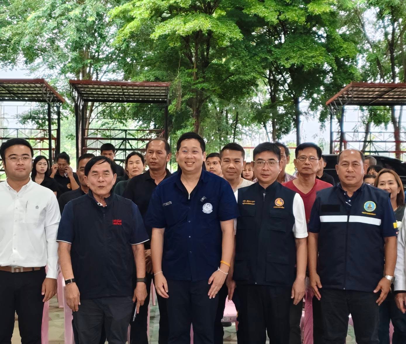 รัฐมนตรีช่วยว่าการกระทรวงคมนาคม ลงพื้นที่รับฟังปัญหาและข้อร้องเรียนโครงสร้างพื้นฐานต่างๆในโครงการก่อสร้าง กพ.1038 แยกทางหลวง หมายเลข 1 สะพานวังแขม อ.คลองขลุง จ.กำแพงเพชร 