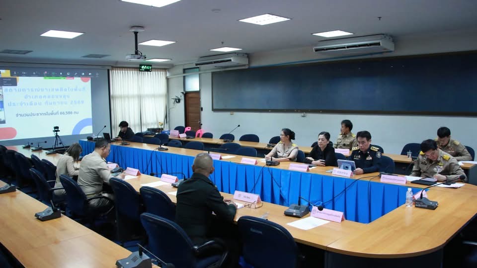 จังหวัดกำแพงเพชร เดินหน้าบูรณาการเฝ้าระวังและแก้ปัญหายาเสพติด จัดประชุมคณะทำงาน (โต๊ะข่าว) ครั้งที่ ๗/๒๕๖๙ ติดตามสถานการณ์ข่าวและผลการปฏิบัติงาน ศป.ปส.อ. ครอบคลุมทั้ง ๑๑ อำเภอ